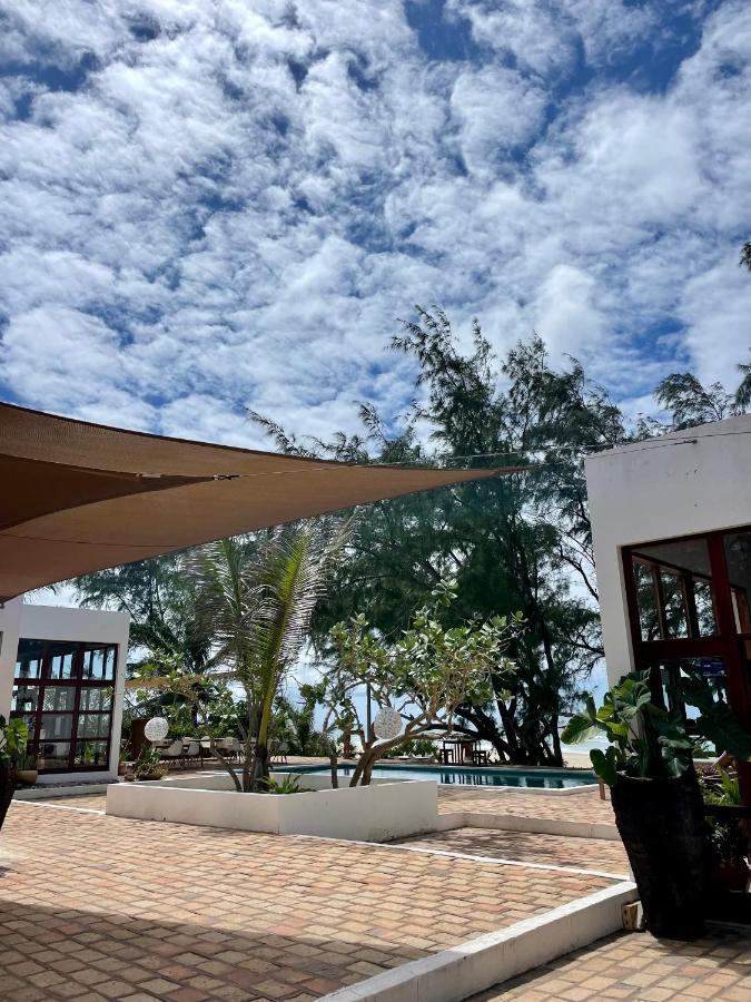 Liquid Dive Adventures Bed & Breakfast Tofo Exterior photo